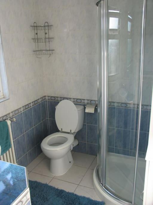 Modern Cosy Private Studio, Wifi, Ip-Tv, Must See Romford Buitenkant foto